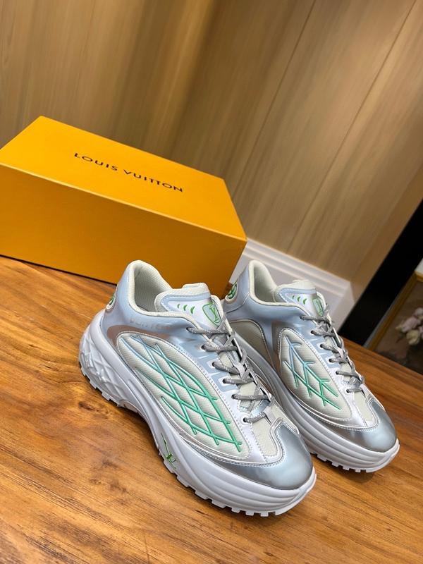 ルイヴィトン靴角部分ディテール